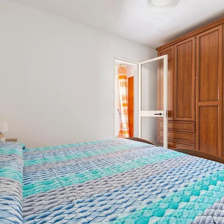 Casa Mina Semesterbostad *